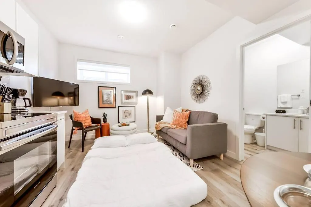 Cozy Nordic Utopia, Bsmt Suite Near Wem & Dt, King Bed, Wifi Edmonton